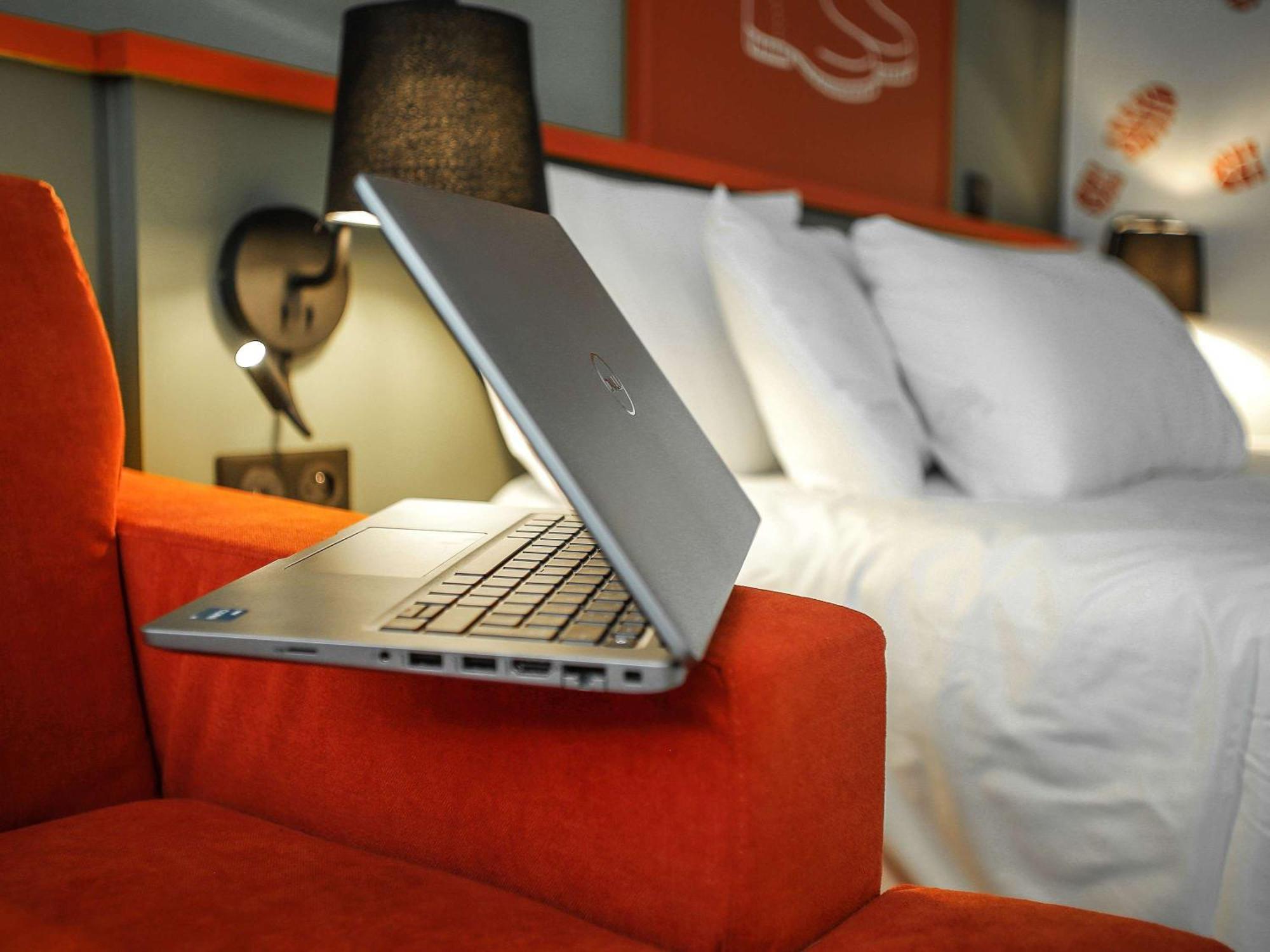 Ibis Styles Lisieux Normandie Zewnętrze zdjęcie